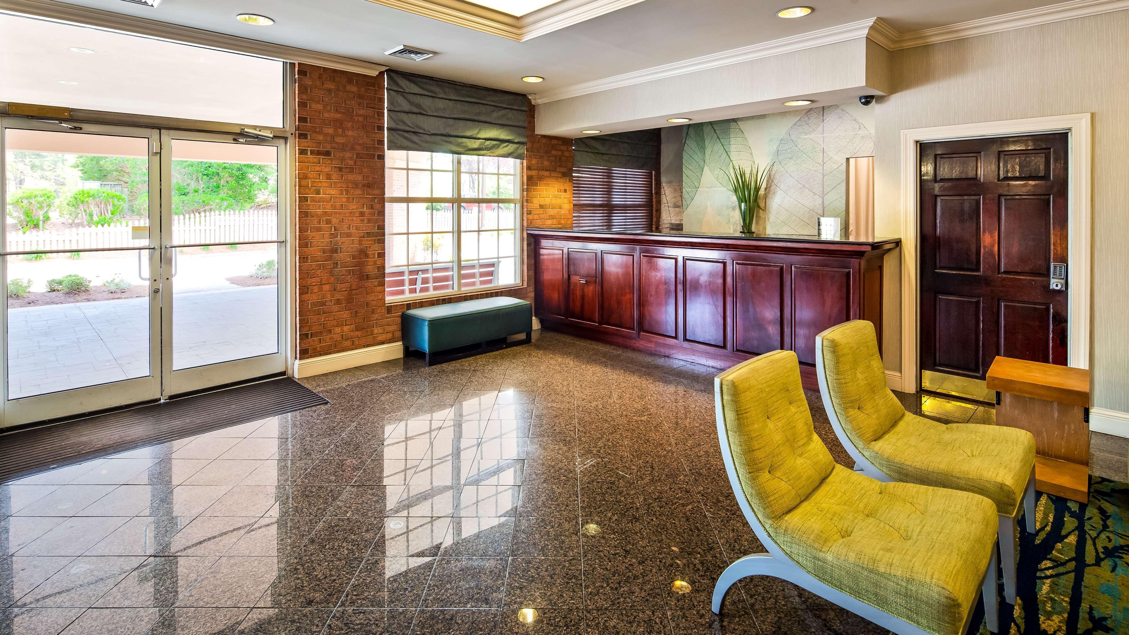 Surestay Plus Hotel By Best Western Raleigh North Downtown Exterior photo